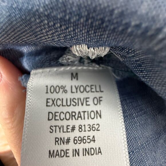 Harper Heritage Denim Ruffled Tank Top with Floral Embroidery | M - Picture 4 of 7